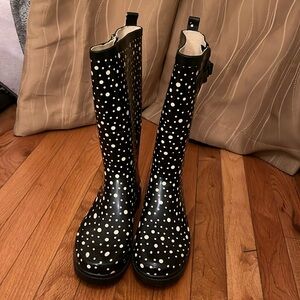 EUC • Women Polka Dot Rainboots • Size 9